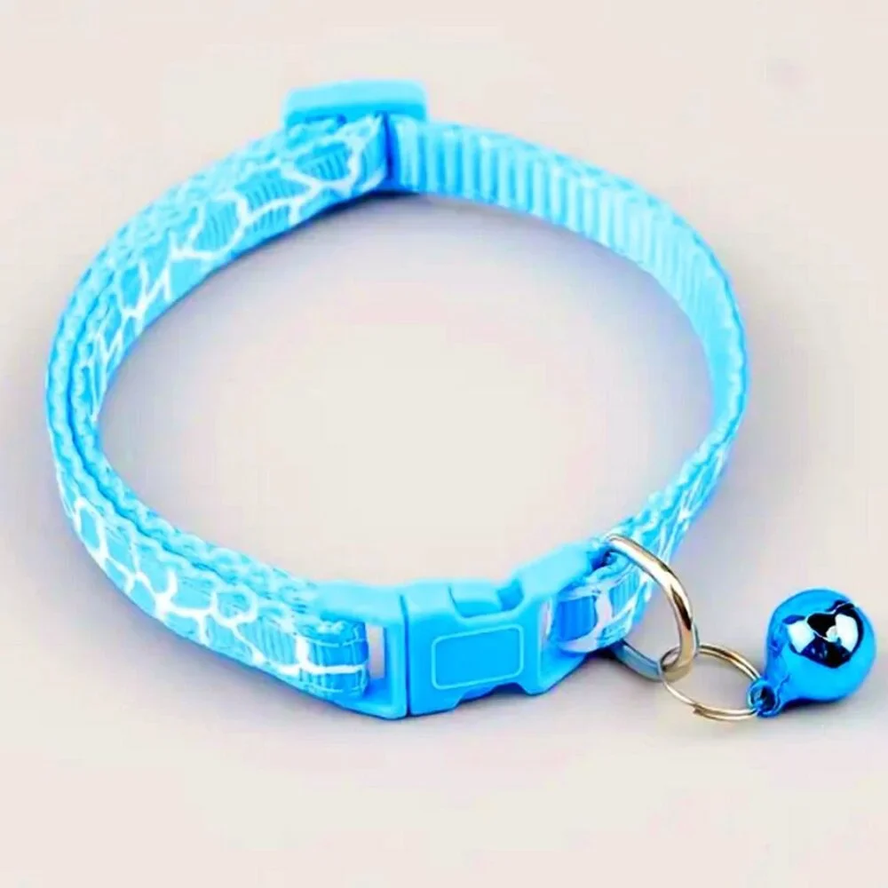 Belen Kutest Blue Giraffe Pattern Cat Collar with Bell and Toys Gift Package
